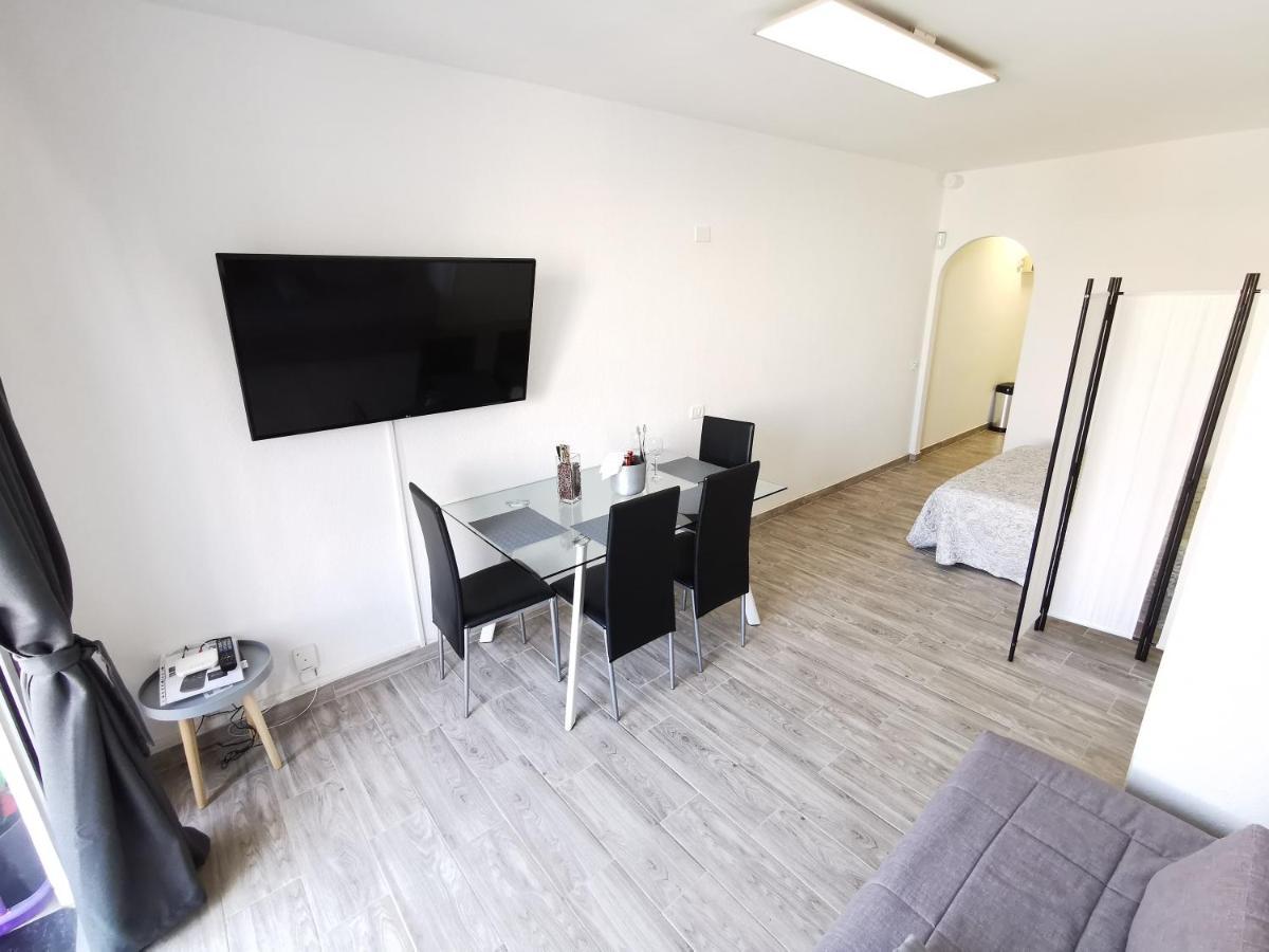 Sunny Apt With Terrace Coastal Area South Arona อาโรนา ภายนอก รูปภาพ