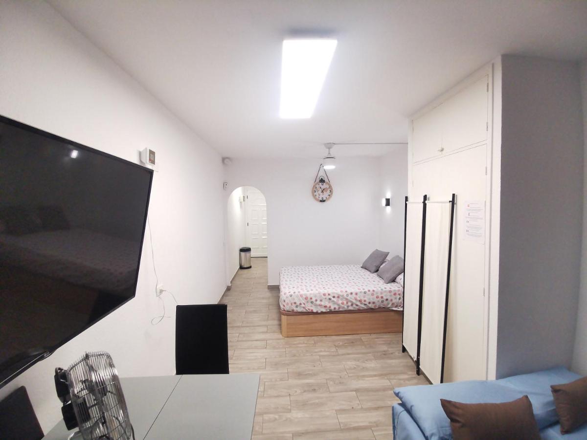 Sunny Apt With Terrace Coastal Area South Arona อาโรนา ภายนอก รูปภาพ
