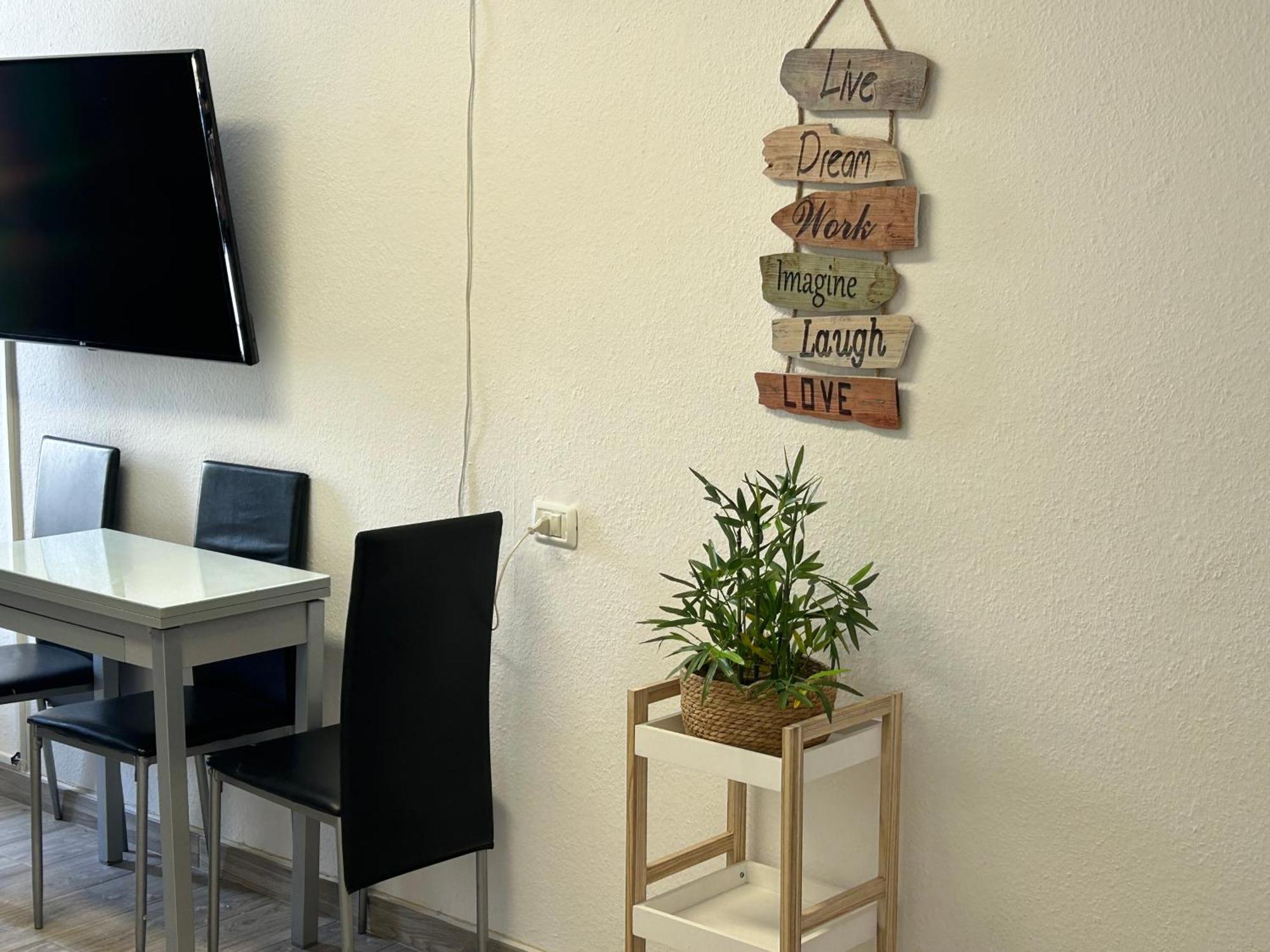 Sunny Apt With Terrace Coastal Area South Arona อาโรนา ภายนอก รูปภาพ