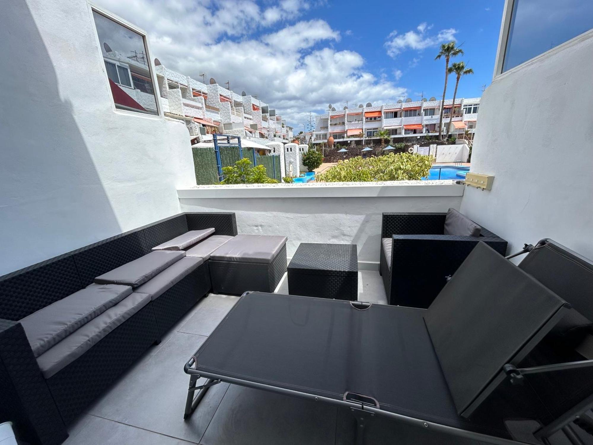 Sunny Apt With Terrace Coastal Area South Arona อาโรนา ภายนอก รูปภาพ